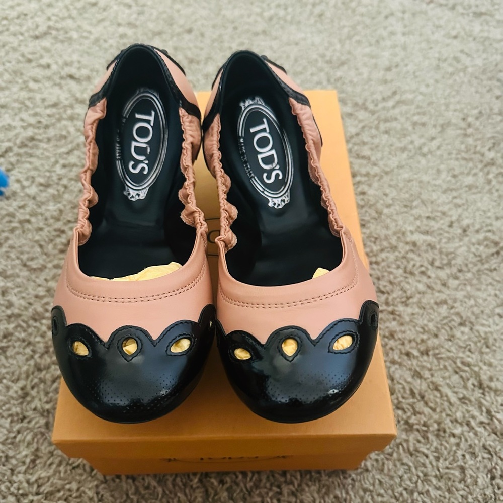 TOD’S Flat shoes! Brand new!